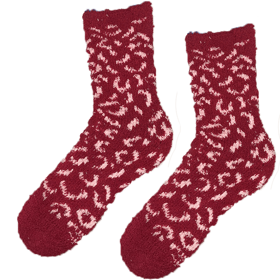 Doorbuster Fuzzy Cheetah Print Women’s Crew Sock